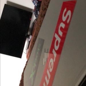 Meet your Posher, Akash